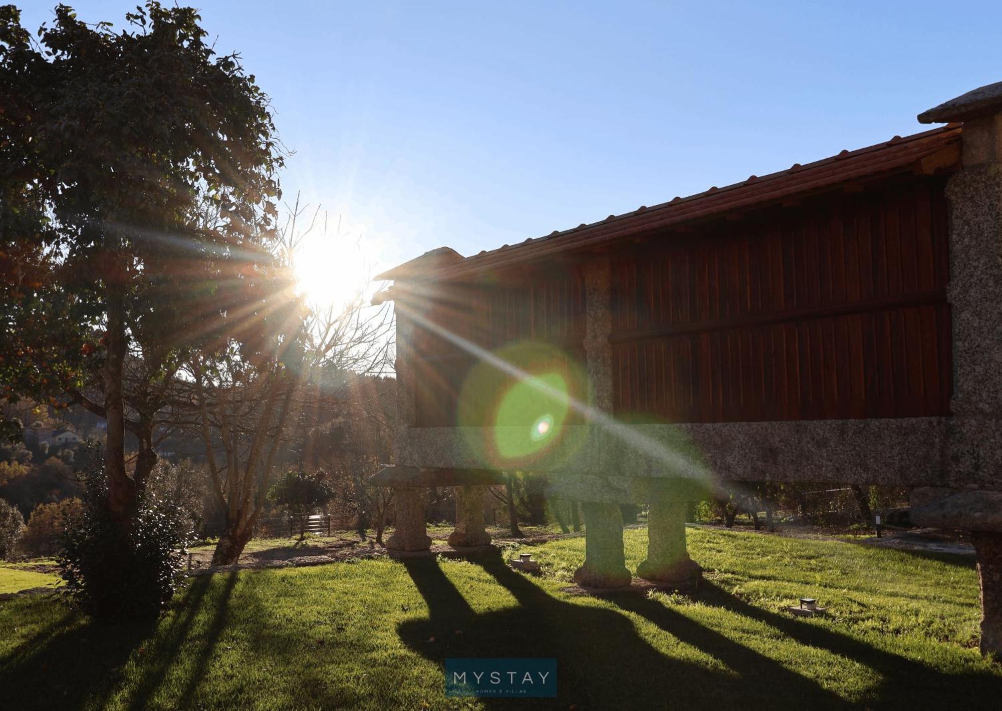 Mystay - Casa D'Henrique วีเอย์รา ดู มีโญ ภายนอก รูปภาพ