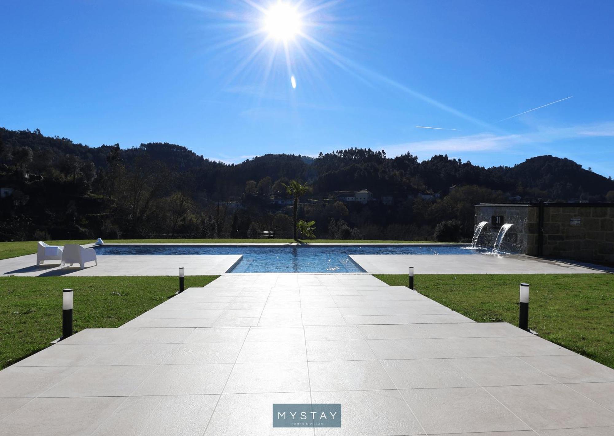Mystay - Casa D'Henrique วีเอย์รา ดู มีโญ ภายนอก รูปภาพ