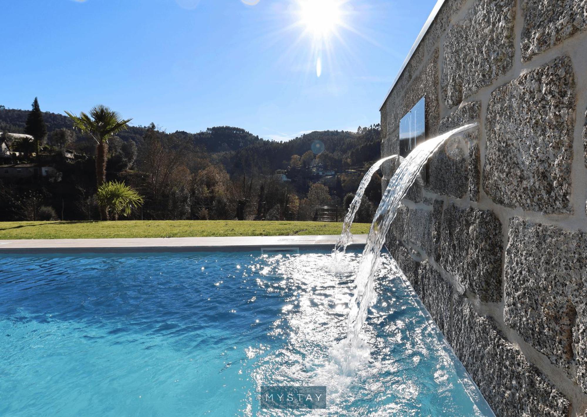 Mystay - Casa D'Henrique วีเอย์รา ดู มีโญ ภายนอก รูปภาพ