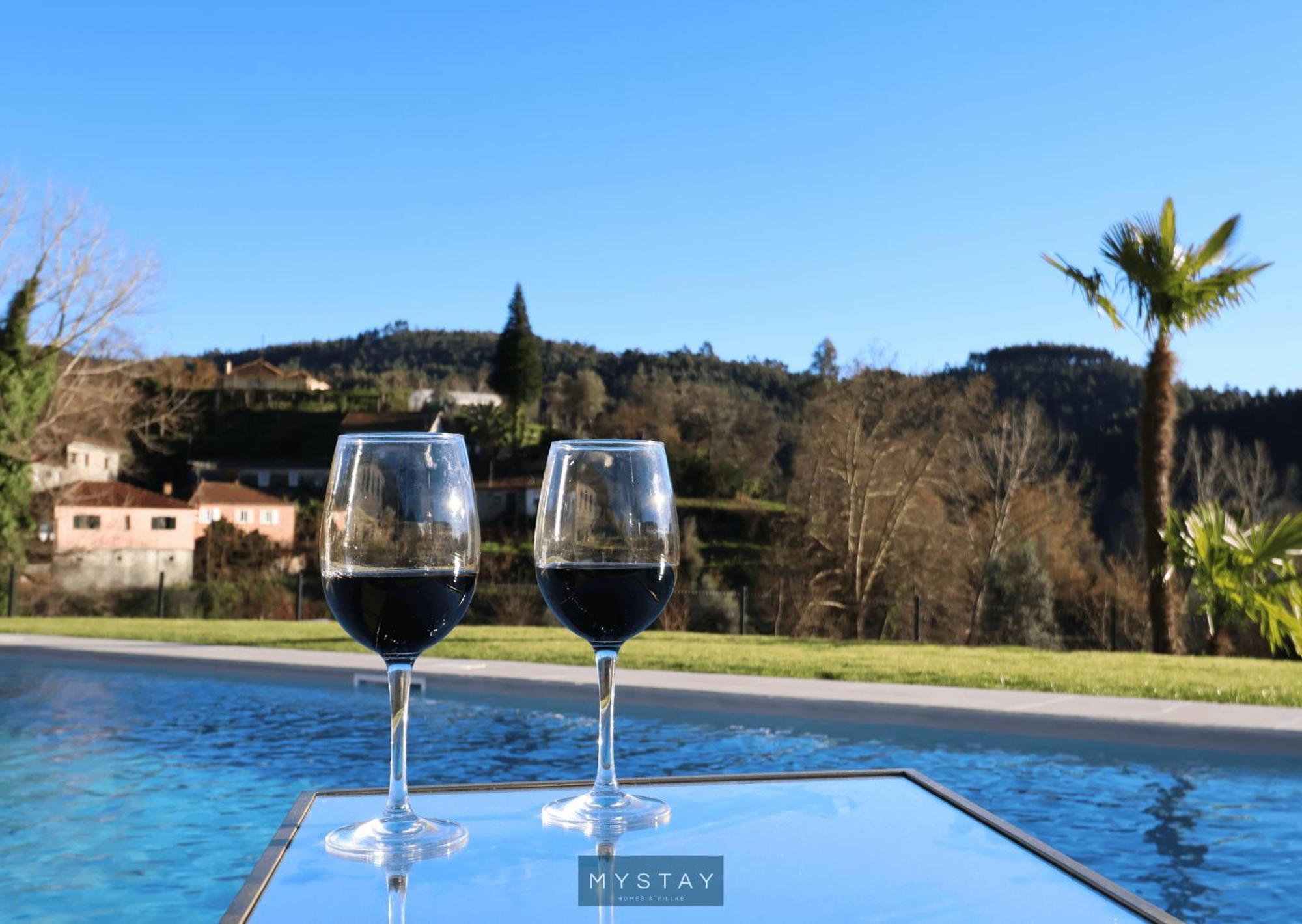 Mystay - Casa D'Henrique วีเอย์รา ดู มีโญ ภายนอก รูปภาพ